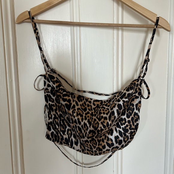 Superdown leopard print crop top - Picture 4 of 5